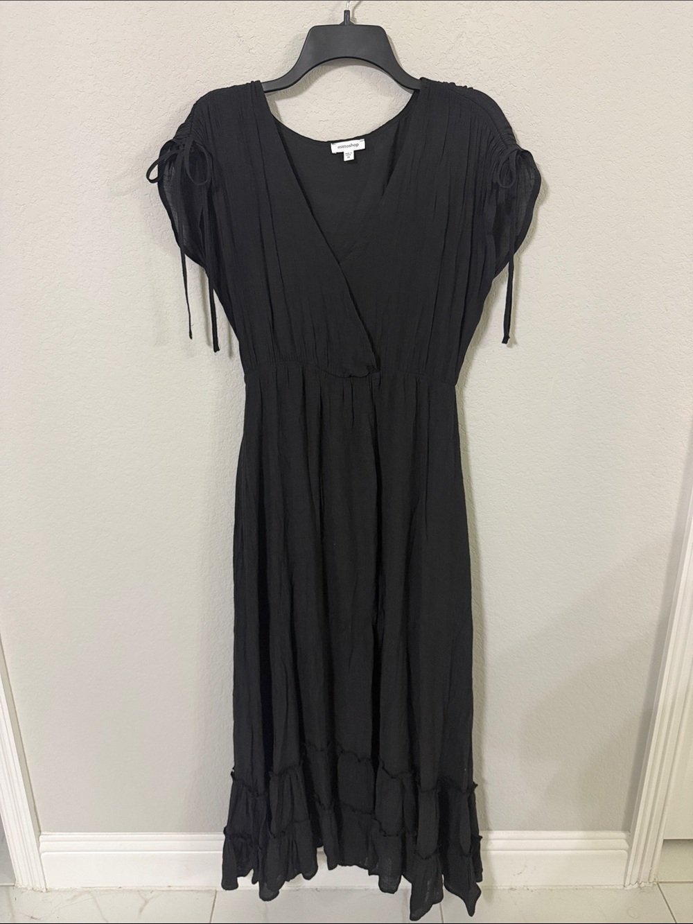 Mittoshop Black Maxi Dress with Ruffle Hem